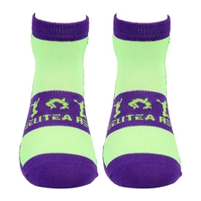 porcelana Calcetines antideslizantes a granel chinos Fabricante Calcetines personalizados de trampolín Park fabricante