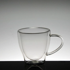China Copo de copo de vidro China fábrica parede dupla com alça fabricante