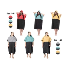 China Custom Logo Design Thick Absorbent Beach Poncho Changing Robe Towel with Hood Flannel Microfiber Hersteller