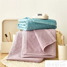 Chine Serviette de toilette Japan Jacquard Main Serviette Gauze Serviette fabricant