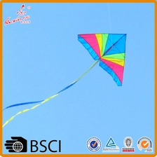 China high quality rainbow kite Outdoor Fun Sports kite Factory Child Triangle Color Kite manufacturer