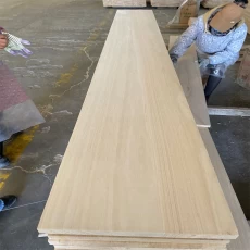 Cina Pannelli Cina kiri in legno incollato con bordi di paulownia tomentosa per taglieri di bare produttore