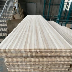 الصين لوح خشب الحور الزان الأساسي على الجليد من الخشب الصلب ولوحة مشتركة للأصابع ذات جودة عالية الصانع