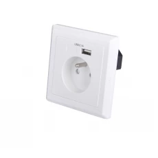 China EU schuko socket 86 type French wall plate with 5V 2.1A USB wall charger manufacturer