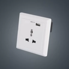 China Square 86mm British faceplate  2.1A USB wall socket charger 3pin holes AC250V 16A manufacturer