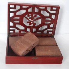 China Tea packing wooden box with machine cut design manufacturer