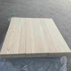 China China Radiata Pine Wood Boards supplier fabricante
