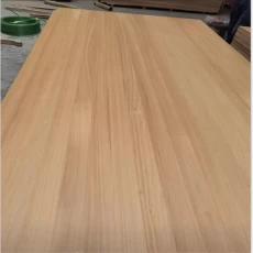 中国 碳化浅色杨树带有相似条纹的胶板工厂 制造商
