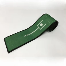 China Golf Putting Mat Loop Pile Nylon Surface Gemakkelijk Carry Indoor Practice Golf Rug fabrikant
