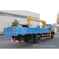 Chine 8tons camion grue principale marque Dongfeng 4x2 avec un bon prix fabricants Chine fabricant