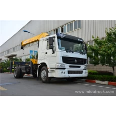 China HOWO 4X2 8 ton lifting  truck mounted  crane china supplier with good quality for sale manufacturer