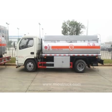 porcelana venta caliente 5000 litros de aceite pequeña cisterna, camión cisterna con Dongfeng surtidor de combustible fabricantes de China fabricante