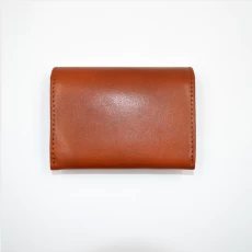 Chine Portefeuille en cuir à logo en relief - Personnalisez le portefeuille en cuir pour femme - Fabricant de portefeuille en cuir durable fabricant