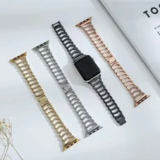 Cina CBIW491 Bling Diamond Letre Metal Watchs per Apple Watch Series 7 SE 6 5 4 3 2 1 produttore