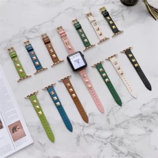 Chine CBIW501 Slim Fashion Geuthesine Leather Bracelet Watch Band pour Apple Watch Series 7 SE 6 5 4 3 2 1 fabricant