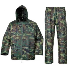 China Camouflage Reusable Raincoat With Jacket and Pant manufacturer