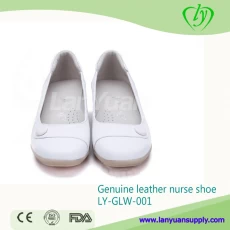 الصين أحذية جلدية حقيقية ممرضة الصانع