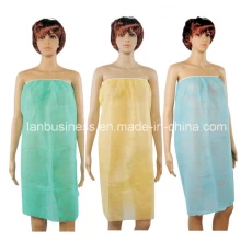 China Ly Single Use Non Woven Disposable Bathrobe (LY-BBR) manufacturer