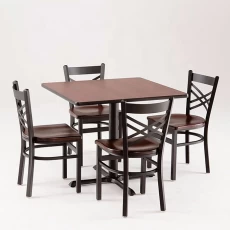 porcelana Juego de mesa con base en X y 4 sillas de metal con respaldo de escalera Fabricante fabricante