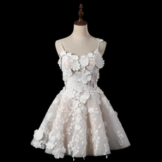Chine Sweet Handmade Flower Lace Puffy Slip Short Widding Robe fabricant