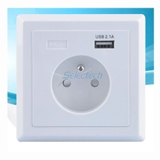 Κίνα Υποδοχή USB-21 Schuko 80 * Γαλλική υποδοχή τύπου 80 Πλακέτα τοίχου Ενιαίες θύρες Φορτιστής USB κατασκευαστής