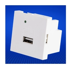 الصين وحدات شاحن USB 50x50mm منفذ واحد وحدة شاحن USB 5V 2.1A للوحة 86 الصانع