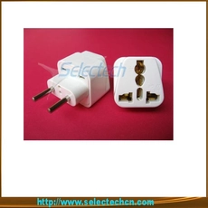 porcelana Universal 4.0mm 10A Univesal Para Dos adaptador de enchufe Eu Pin con CE SE-UA9C fabricante