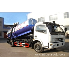 China 6CBM 4 * 2 4 TONELADA DE ESGOTO CAMINHÃO SUCÇÃO COM PODER 91KW fabricante