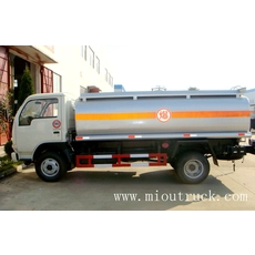 China Dongfeng 110hp 4 * 2 Memandu kenderaan pengangkutan petrol jenis pengilang