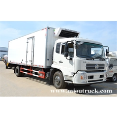 China Dongfeng 4X2 32m³ Refrigerator Truck manufacturer