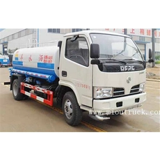 الصين Dongfeng 5000L water sprinkling tank truck الصانع