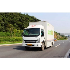 Tsina Dongfeng EQ5070XXYACBEV Van Truck 4x2 EUR5 for sale sa Tsina Manufacturer