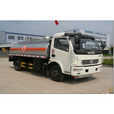 China Dongfeng duolika 8CBM Liquid tanker truck pengilang