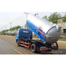 Chine Jianging Motors 4 x 2 succion camion d'égouts, aspirateurs nettoyage des égouts camion d'aspiration fabricant