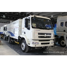 porcelana Nuevo producto de China Dongfeng Chenglong 4 * 2 camino carro de barrido fabricante