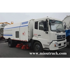 China Dongfeng 4 x 2 6 Tan undian berat 7 m³ penyapu jalan lori pengilang
