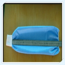 China Ly Disposable Medical Sleeve Cover with Knitted Cuff manufacturer