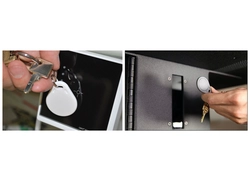 China Ntag 213 RFID Key Fob manufacturer