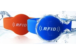 中国 为全球休闲和服务行业供应定制智能 RFID 腕带 制造商