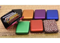 China RFID blocking wallet keeps your credit card safe manufacturer