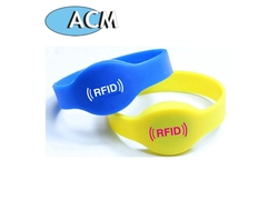 China Comedy Center Provides Personalized Interaction For Visitors With RFID Wristbands manufacturer