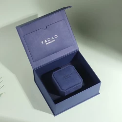 Kina Marinblå Microfiber High End Fashion Design Jewelry Ring Box med lyxig yttre förpackningsfrakt tillverkare
