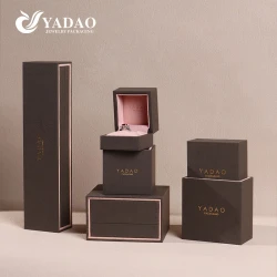 الصين تصميم درج على الموضة قالب بلاستيكي مجموعة صناديق تغليف المجوهرات المخصصة الصانع