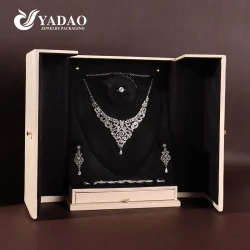 Trung Quốc Bộ trang sức kim cương đám cưới trưng bày hộp bao bì lớn có ngăn kéo vòng cổ mở cửa bán thân nhà chế tạo