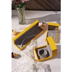 China Premium Yellow Drawer Jewelry Box Custom logo for Ring Necklace Bracelet Earring Wholesale manufacturer