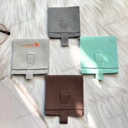 Chine Petite pochette en microfibre MOQ pochette à bijoux sac à bijoux pochette à cordon de ceinture fabricant