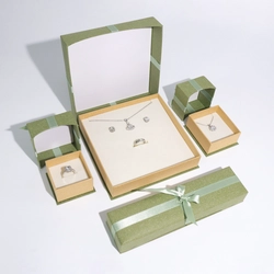 China Yadao Eco Friendly Custom Paper Jewelry Boxes Packaging with Ribbon Gift Box for Rings Earrings Necklaces Bracelets Wholesale manufacturer