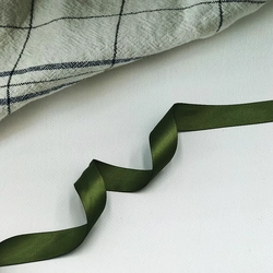 Cina Yadao nastro di seta senza texture in colore verde produttore