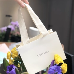 Cina Yadao shopping bag in carta fantasia bianco sporco con manico in tela produttore