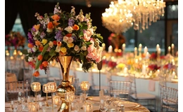 How can I use glass candle holder for my centerpieces at my wedding?